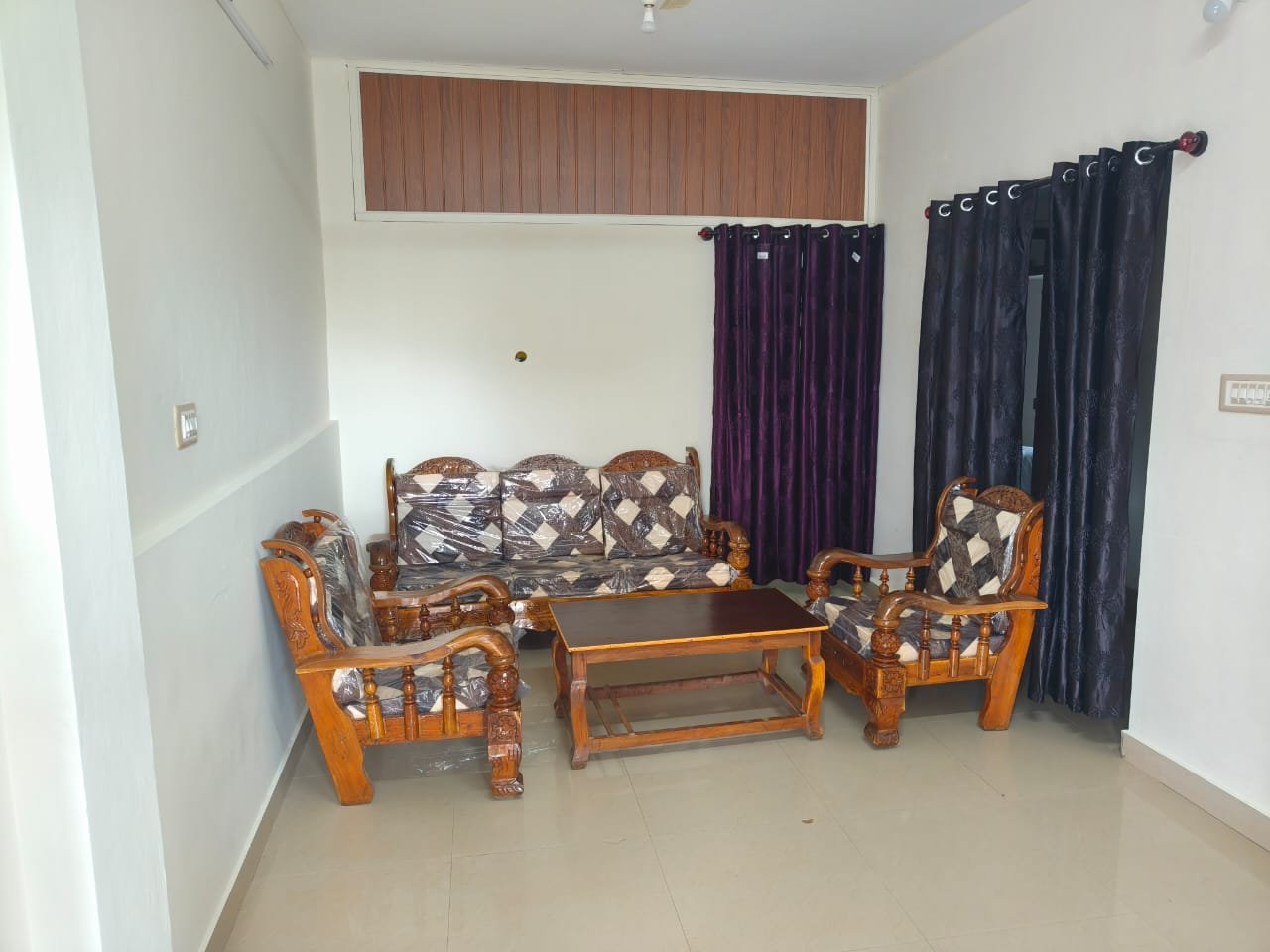 Dream Estate Stay parking